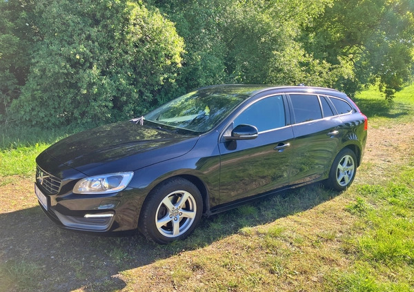 Volvo V60 cena 44900 przebieg: 194000, rok produkcji 2014 z Luboń małe 742